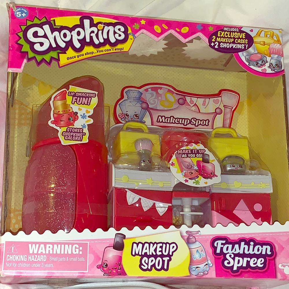 Classic Season 3 Shopkins Makeup Spot Fashion Spree set